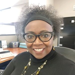 Meet your Posher, Tina